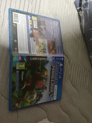 Minecraft PS4 (PlayStation 4) Compatible VR