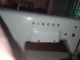Máquina de coser Singer
