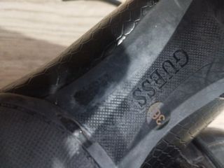 Botines Guess Negros