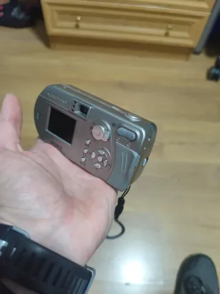 Cámara Sony Cyber shot 5.0 Megapixels