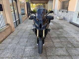 BMW S1000XR Negra