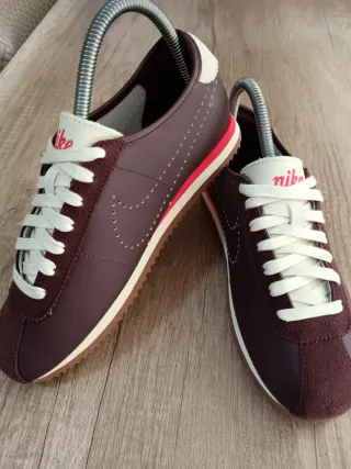Zapatillas Nike Cortez Leather Burdeos/Beige