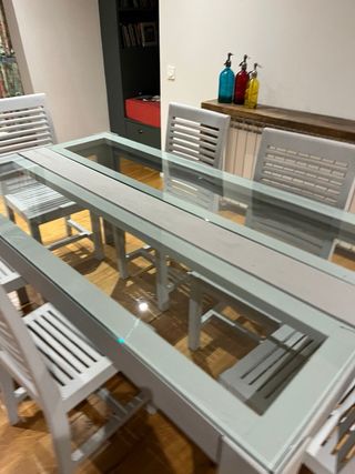 Comedor El Globo 8 personas.  180x100 y 6 sillas