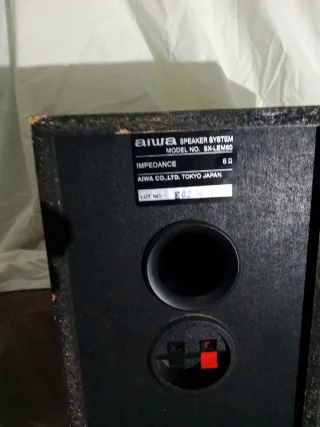 Altavoces Aiwa