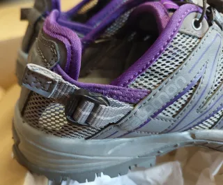 Zapatillas Salomon Gris y Morado Talla 38 2/3