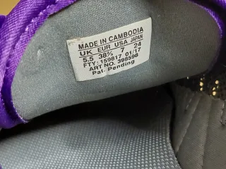 Zapatillas Salomon Gris y Morado Talla 38 2/3