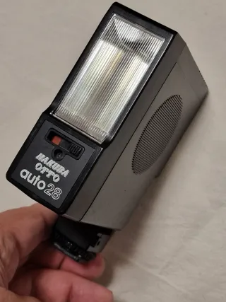 Flash HAKUBA OTTO auto 28