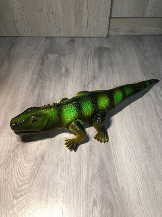 Lote Juguetes Dinosaurios y Animales