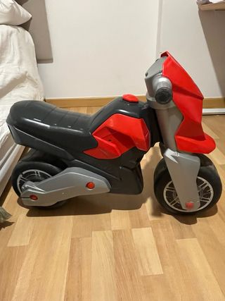 Moto de juguete para niños