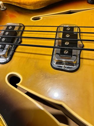 Bajo Fender Coronado II 1967