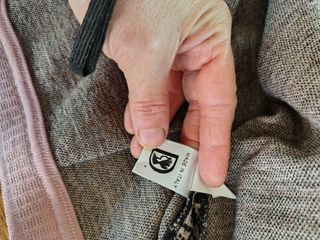 Completo donna in lana rosa e grigio