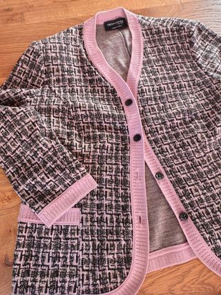 Completo donna in lana rosa e grigio