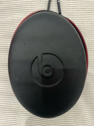 Cascos Beats Rojos con Funda y Caja