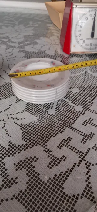 6 Platos y tazas de Porcelana para Café.