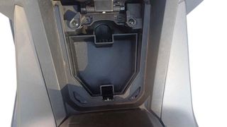 Caja bajo asiento Honda ADV 350