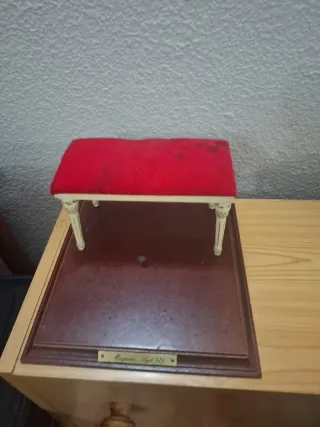 Muñeca antigua de colección estilo S. XIX