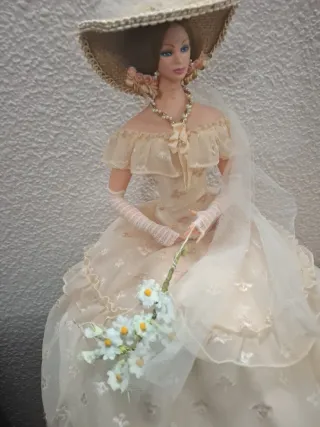 Muñeca antigua de colección estilo S. XIX