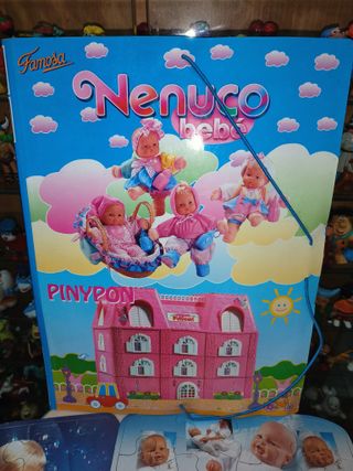 Antigua carpeta + Puzzles Muñecas Famosa Nenuco