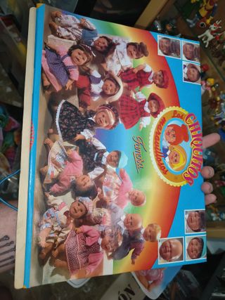 Antigua carpeta + Puzzles Muñecas Famosa Nenuco