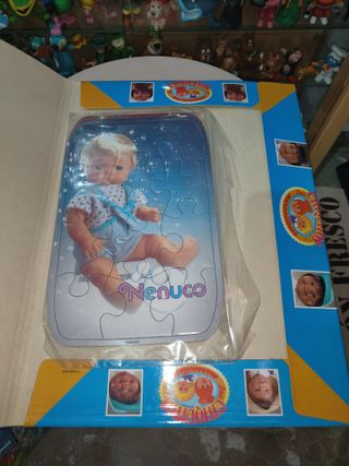 Antigua carpeta + Puzzles Muñecas Famosa Nenuco
