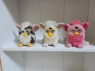3 Furbys de los 90s