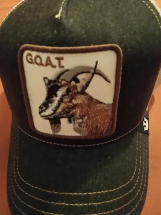 Gorra Goorin Bros Negra con Parche de Cabra
