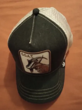 Gorra Goorin Bros Negra con Parche de Cabra