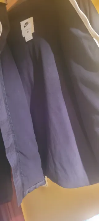 Chaqueta Nike Negra con Capucha