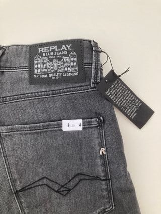 Replay Anbass. Pantalón vaquero slim. W31 L34