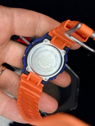 G-Shock DW-5600M Naranja y Azul