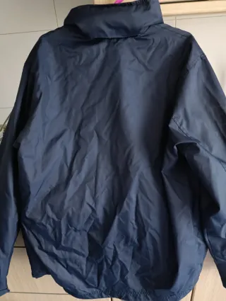 Chubasquero azul forrado