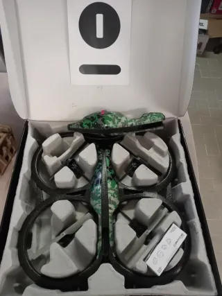 Drone Parrot AR.Drone 2.0 Elite Edition