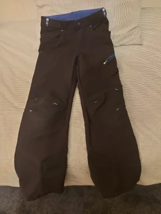 Pantalón niño Vieve negro. Para niño 9 años