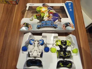 2 Robots de Combate con Mandos