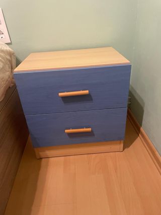 Armario de madera y azul