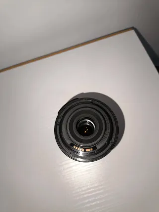 Canon EOS 2000D + Objetivo 18-55mm is ii