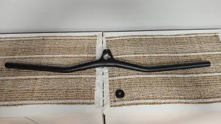 Manubrio in carbonio MTB Megamo