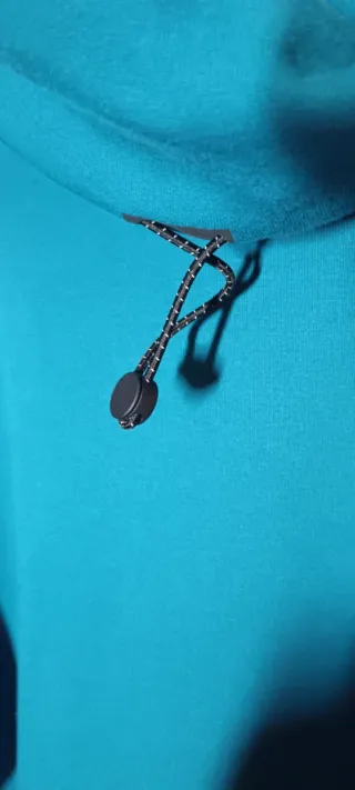 Sudadera Nike con cremallera y capucha