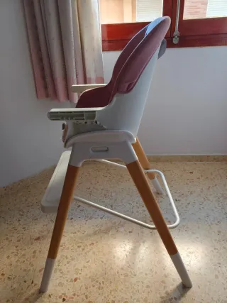 Trona multifunción rosa