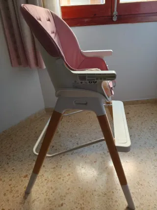 Trona multifunción rosa