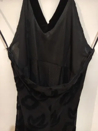 Vestido largo negro halter, estampado terciopelo