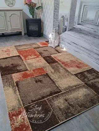 Liquidazione stock di tappeti moderni