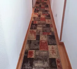 Liquidazione stock di tappeti moderni