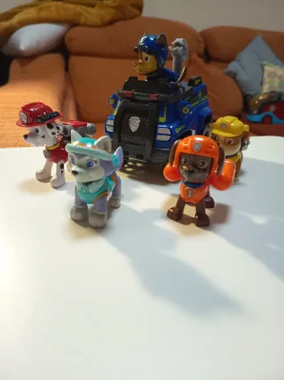 Lote Paw Patrol Vehículos y Figuras