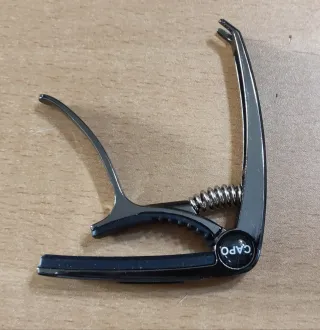 Cejilla para guitarra