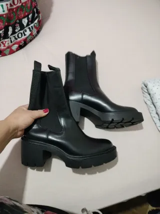 Botas Chelsea Zara Negras