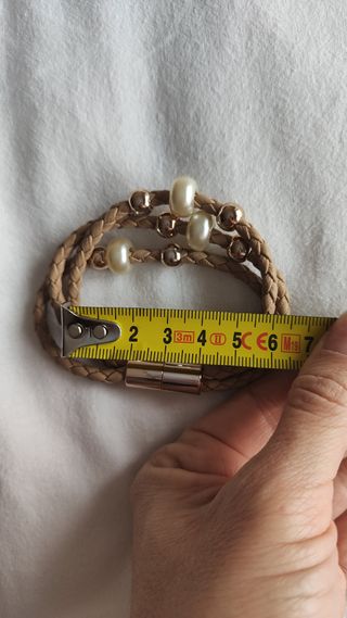 Pulsera Zara trenzada con perlas y dorado