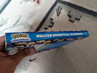 Pokémon Deluxe Essential Handbook Livro, Como Novo