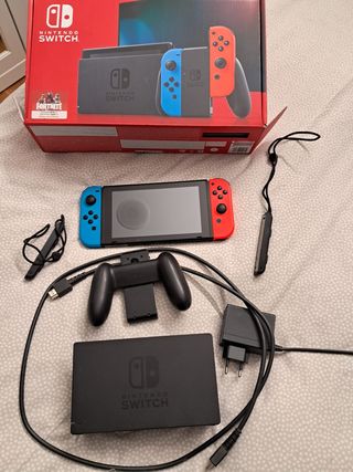 Nintendo Switch Azul/Rojo Comprobada GAME