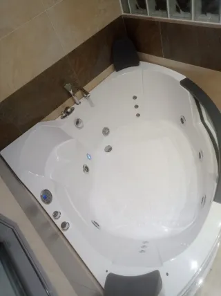 Bañera Jacuzzi Hidromasaje Costa Azahar Eco-8506